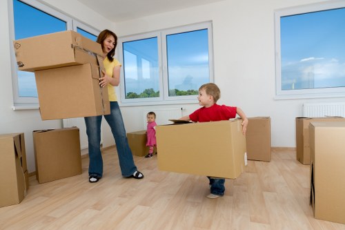 Storage and transport options for furniture removals in Holborn
